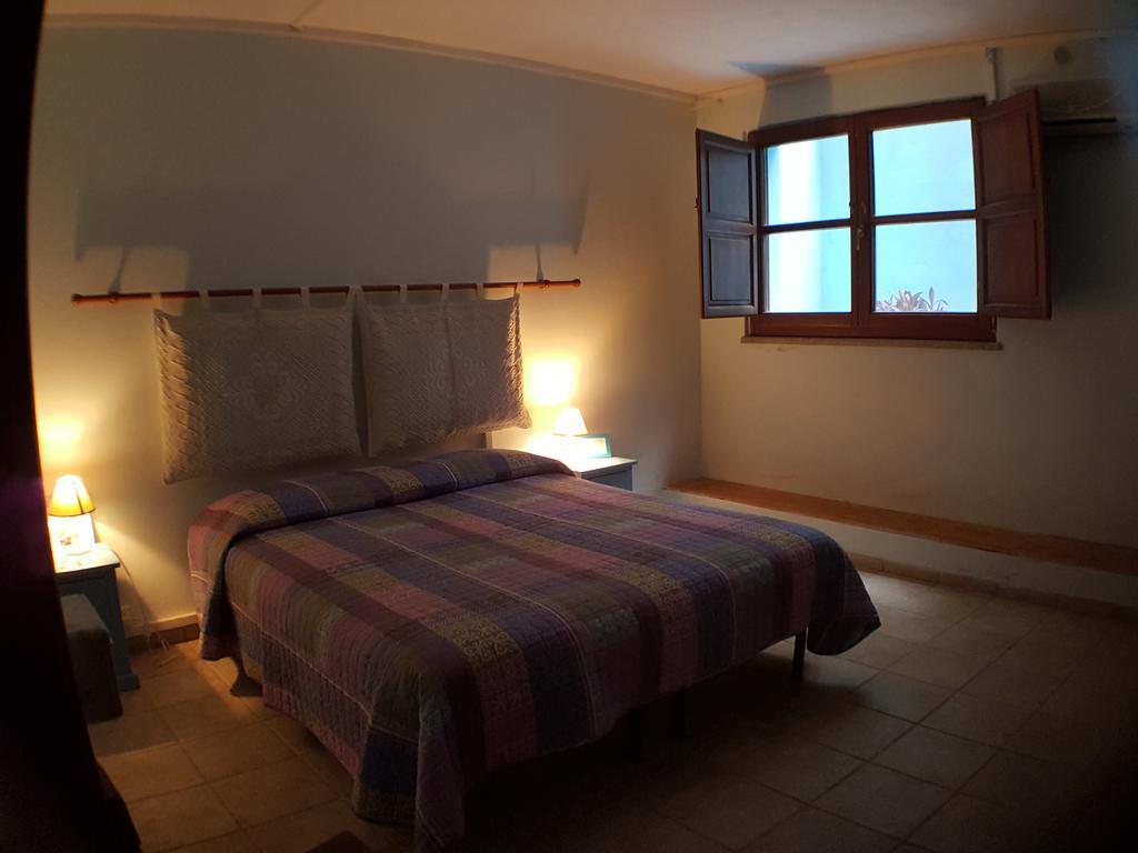 B&B Nuraximannu 산타디 외부 사진